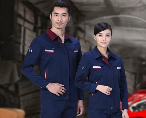 企業在選擇南京工(gōng)作(zuò)服定做廠家時需要注意哪些